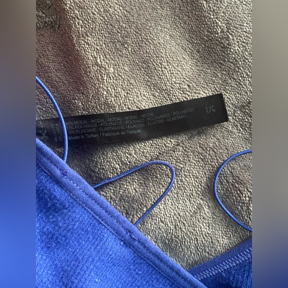 Blue urban outfitters tank size large - Picture 3 of 3